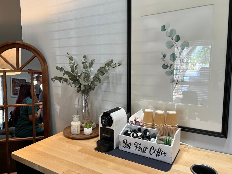 Semidey Dental Image