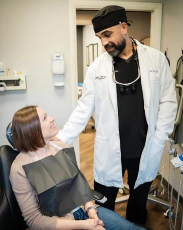 Semidey Dental Image