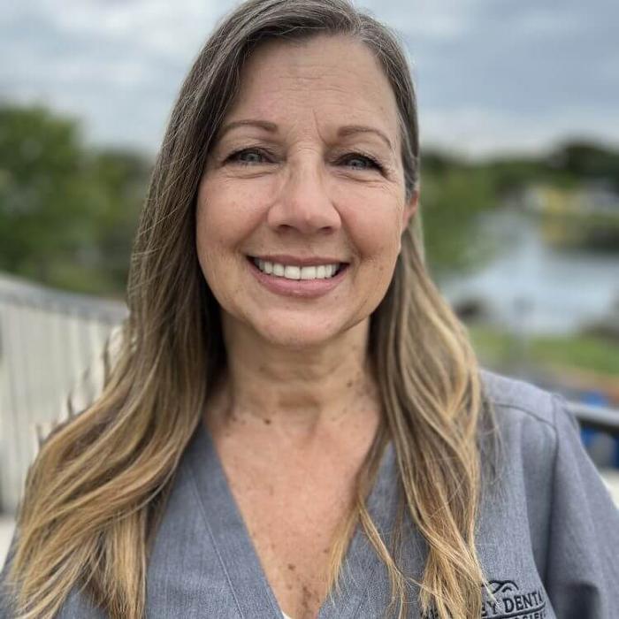 Semidey Dental Image