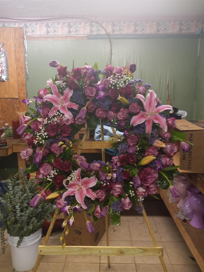Flower Hut Image