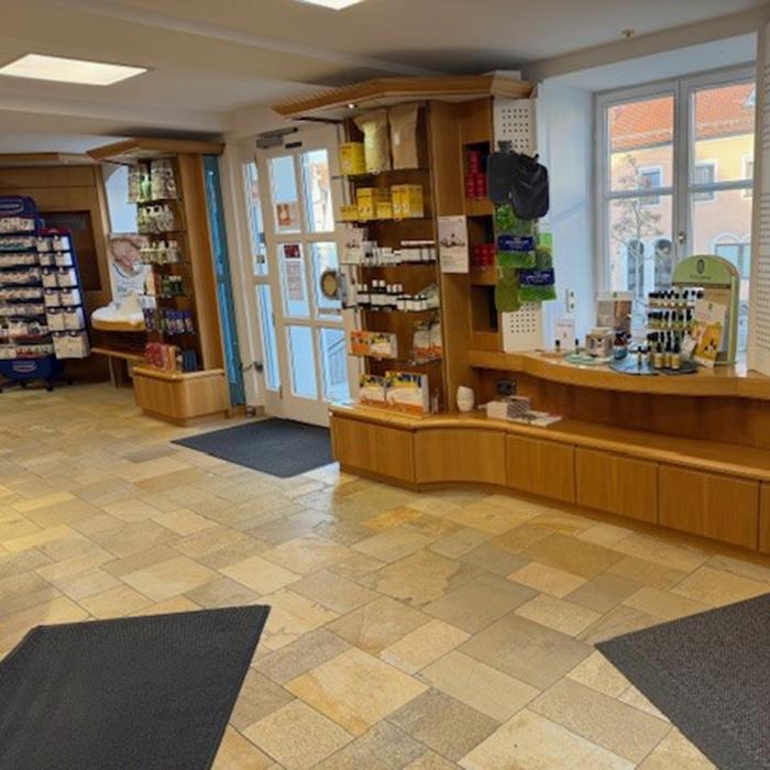 Stadt-Apotheke Monheim, Marktplatz in Monheim