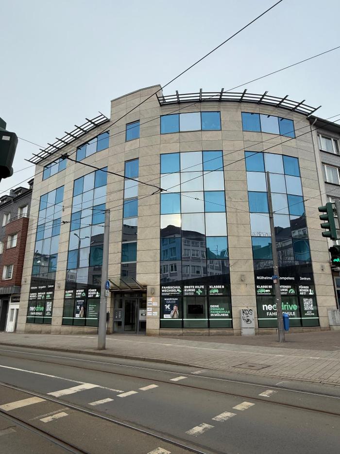 Fahrschule Neo Drive, Friedrich-Ebert-Straße in Mülheim an der Ruhr