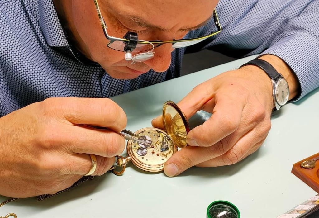 Uhrmachermeister Preuß, Hauptstraße in Riesa