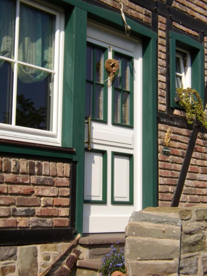 Hans-Hubert Holzportz Schreinermeister e.K., Schreinerei Stupp, Drovestraße in Kreuzau