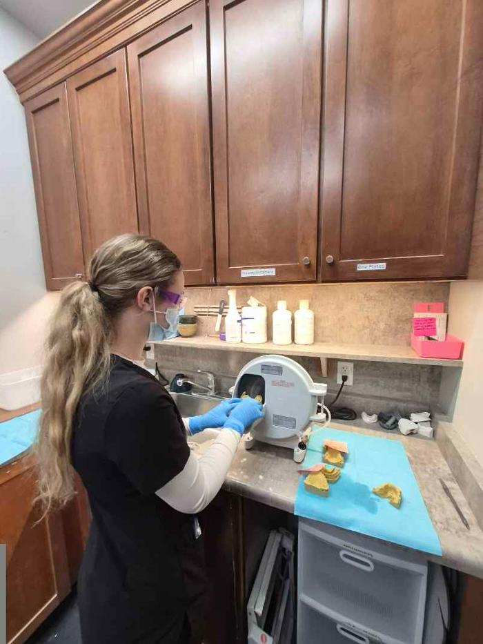 Grand Junction Dental Assistant School Image