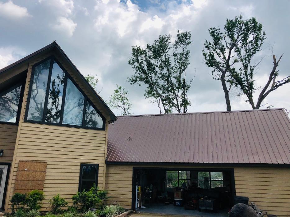 Local Roofing Contractor LLC Image