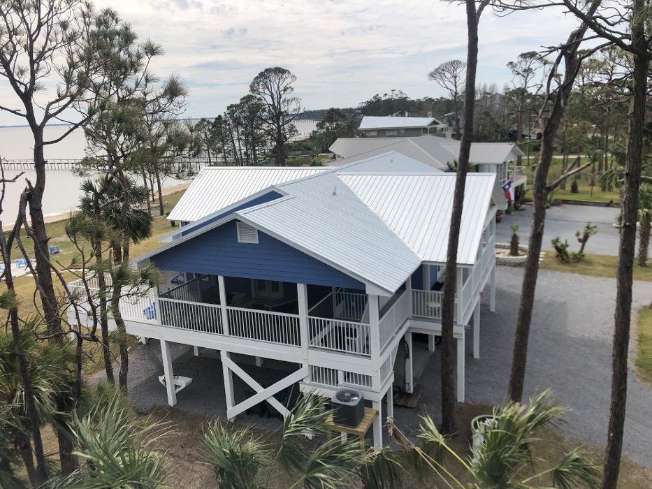 Local Roofing Contractor LLC Image