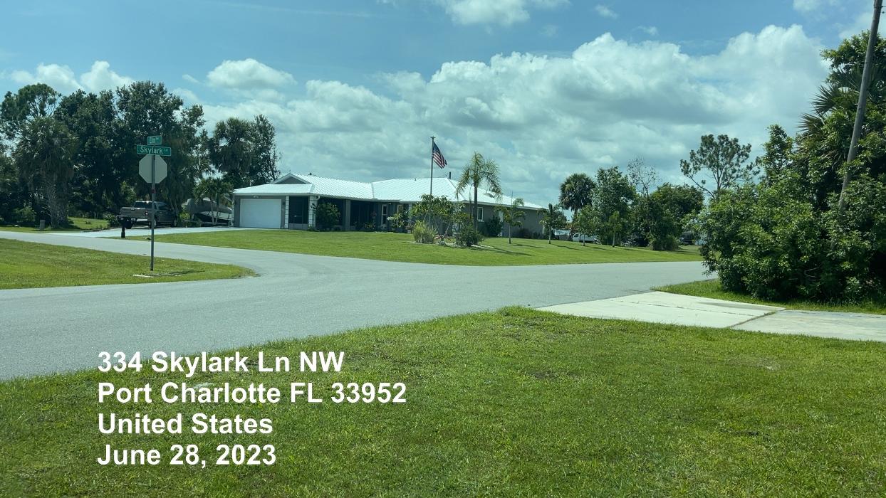 Local Roofing Contractor LLC Image