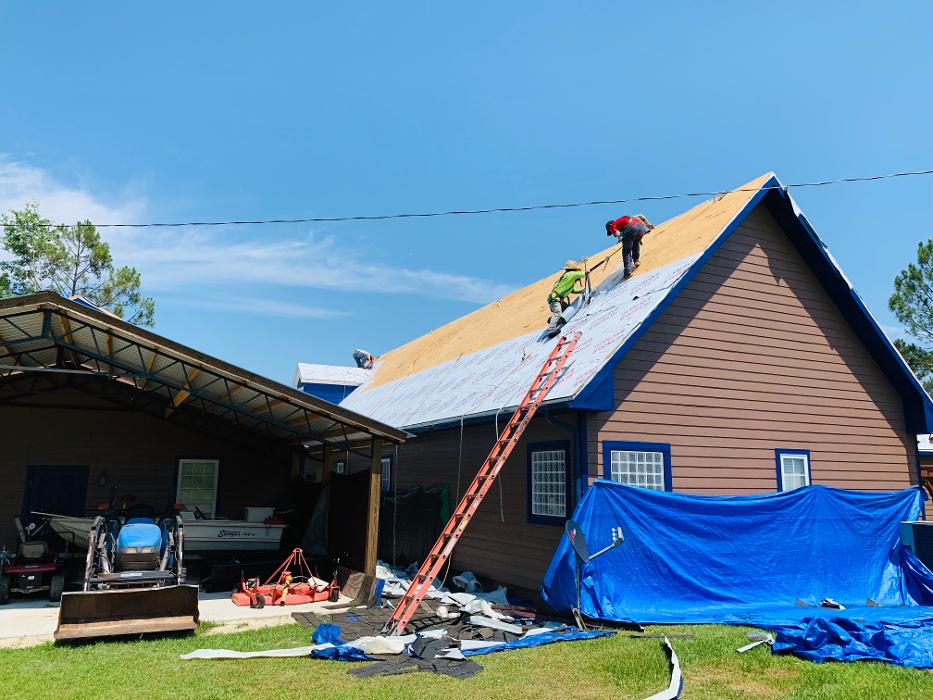 Local Roofing Contractor LLC Image