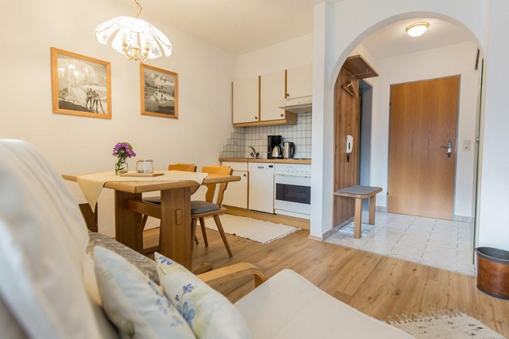 Weine-Edelbrände-Tabak Johann Gumpold in Neustift im Stubaital