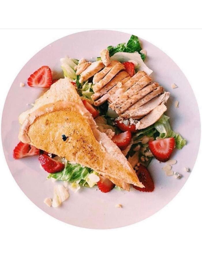 Papio's Food & Spirits Image