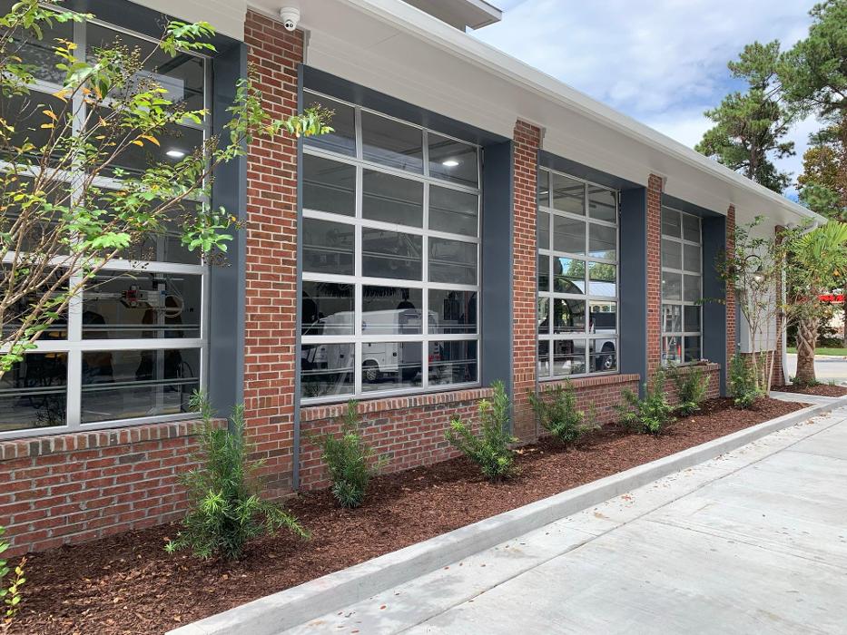 WhiteWater Express Car Wash Image