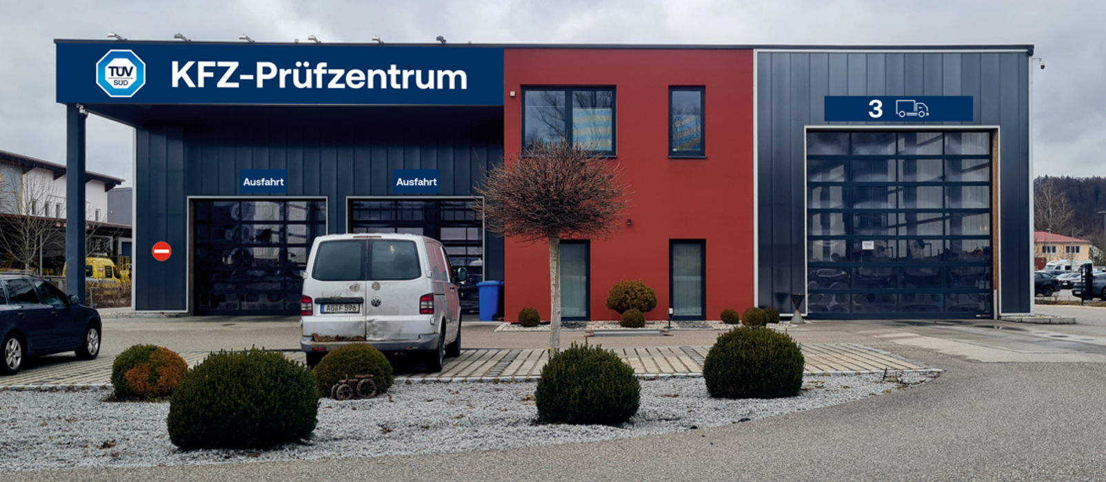 TÜV SÜD Service-Center Winhöring, August-Unterholzner-Straße in Winhöring