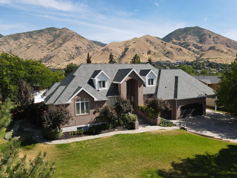 Power House Roofing Image