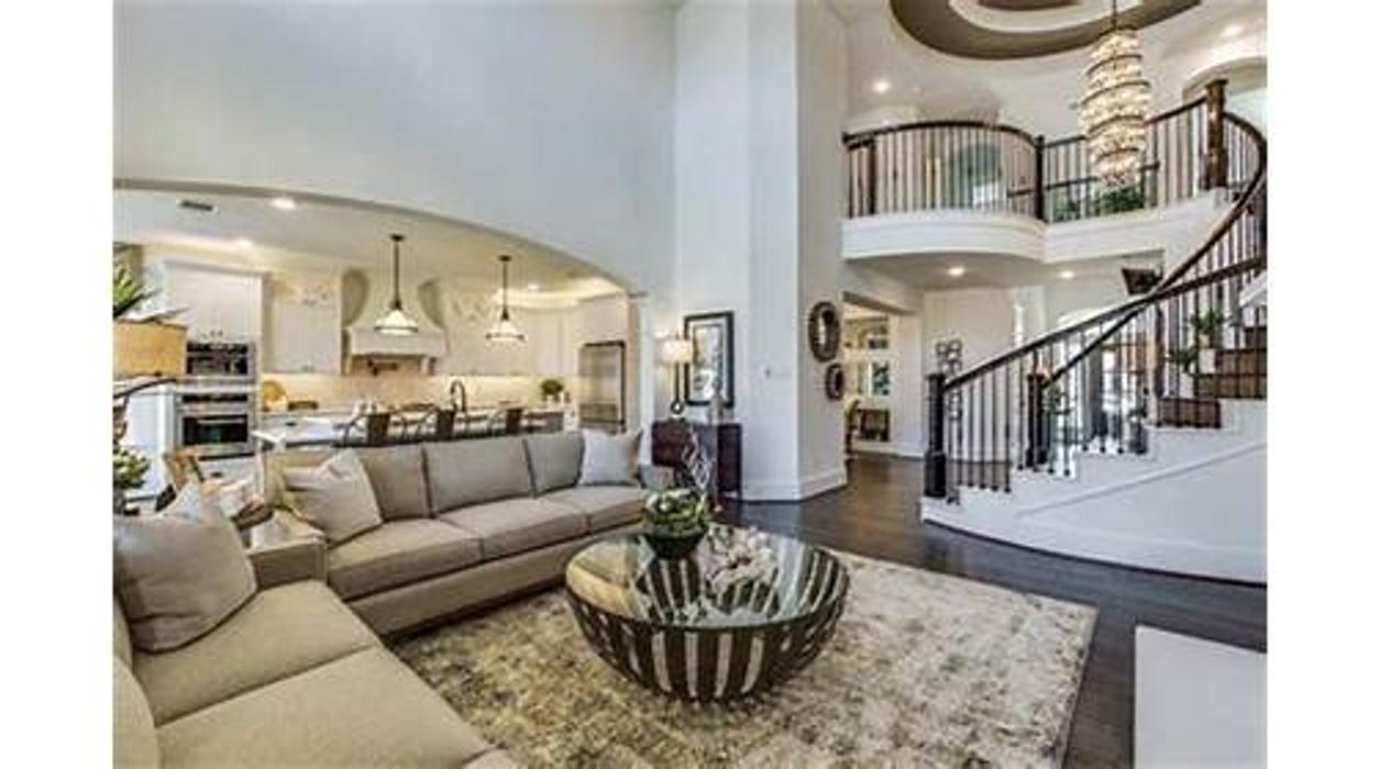 Elyson Welcome Center Image