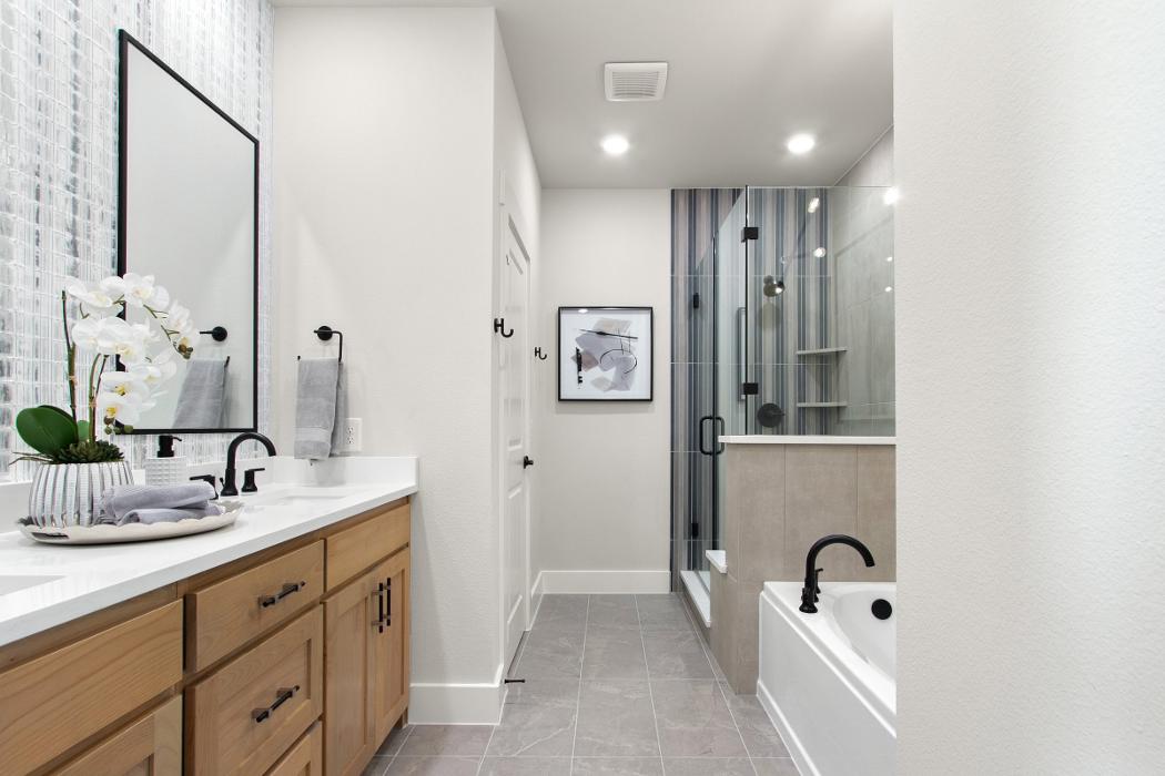 Grenadier Homes - Ten Mile Creek Townhomes Image