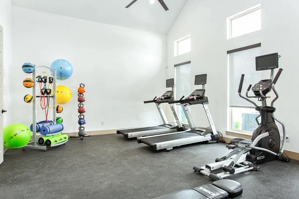 Grenadier Homes - Woodbridge Villas Image