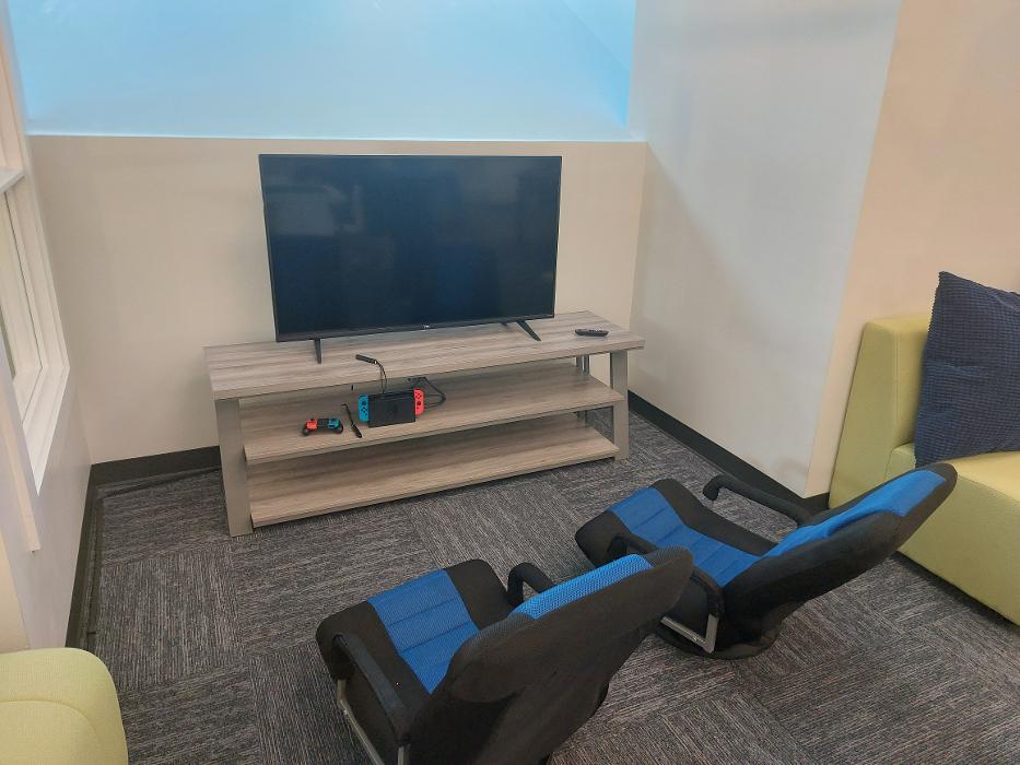 LeafSpring School at Cornelius Image