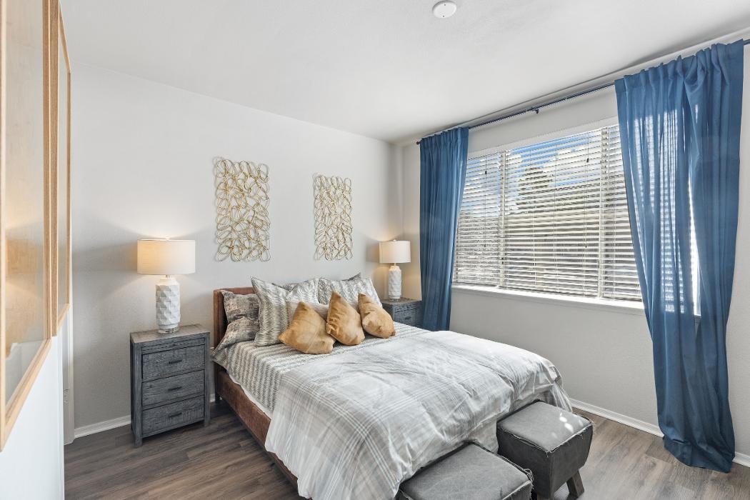 Cortland Arrowhead Summit Image