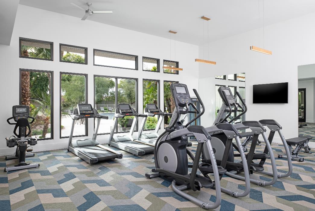 Cortland Arrowhead Summit Image