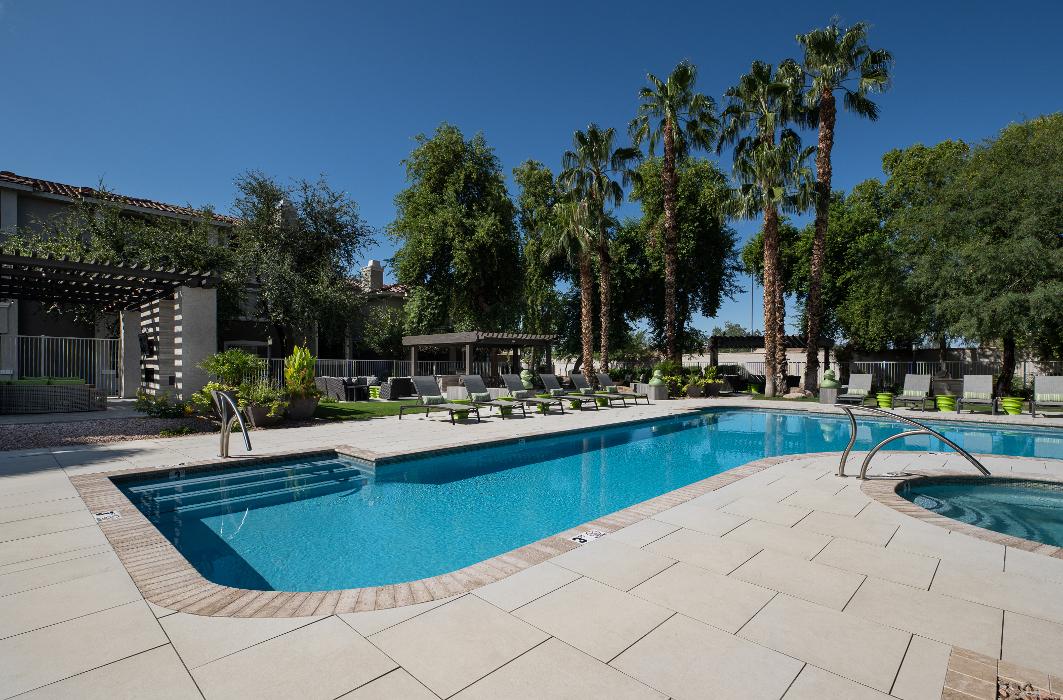 Cortland Arrowhead Summit Logo