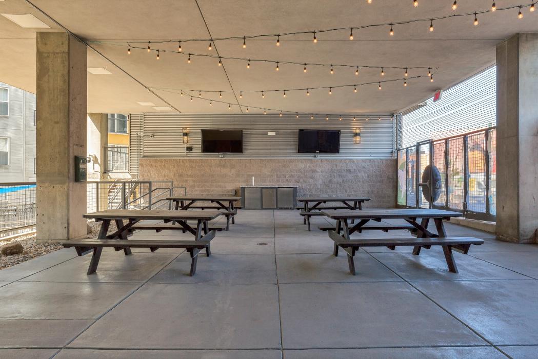 Cortland on Blake Image