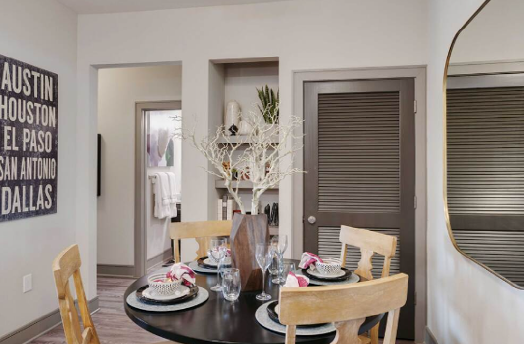 Cortland Luxe Shadow Creek Image