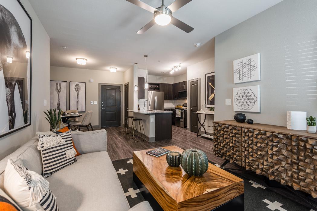 Cortland Luxe Shadow Creek Image