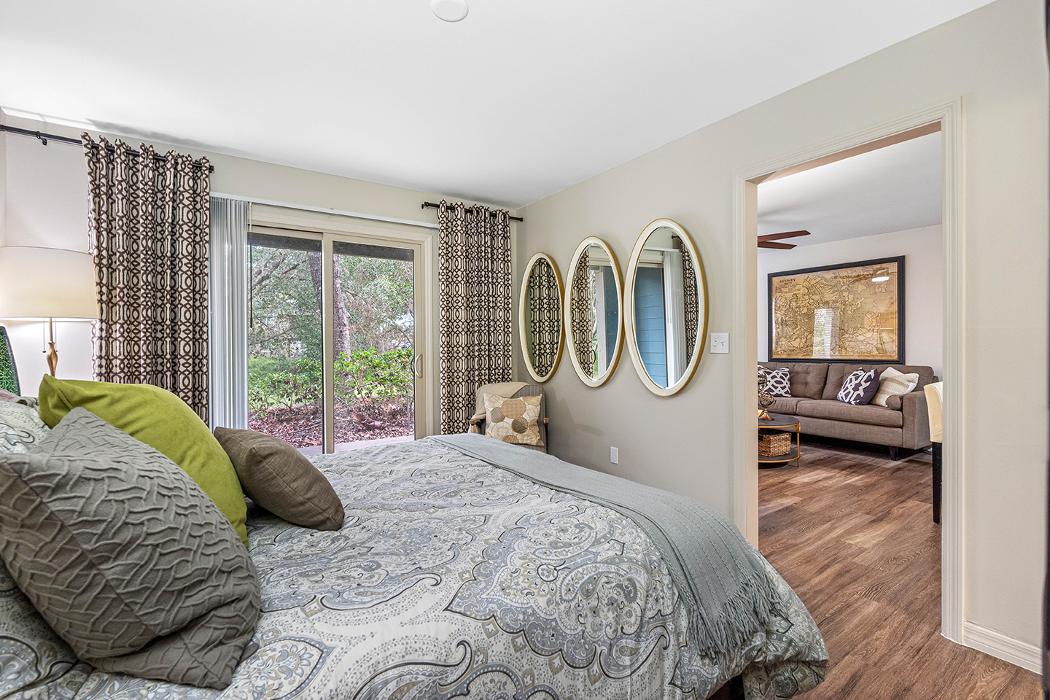 Cortland Mirror Lake Image