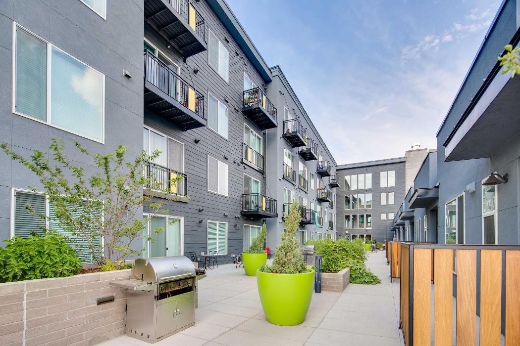 Cortland Alameda Station Image