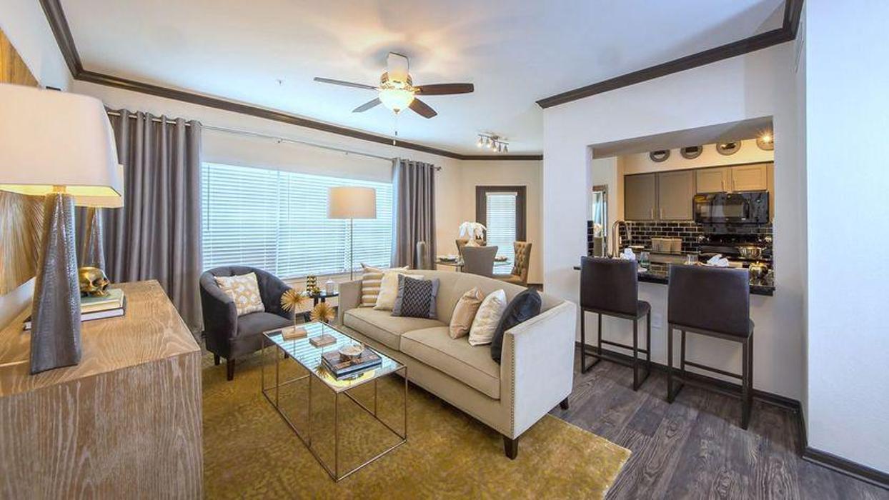 Cortland Copper Springs Image