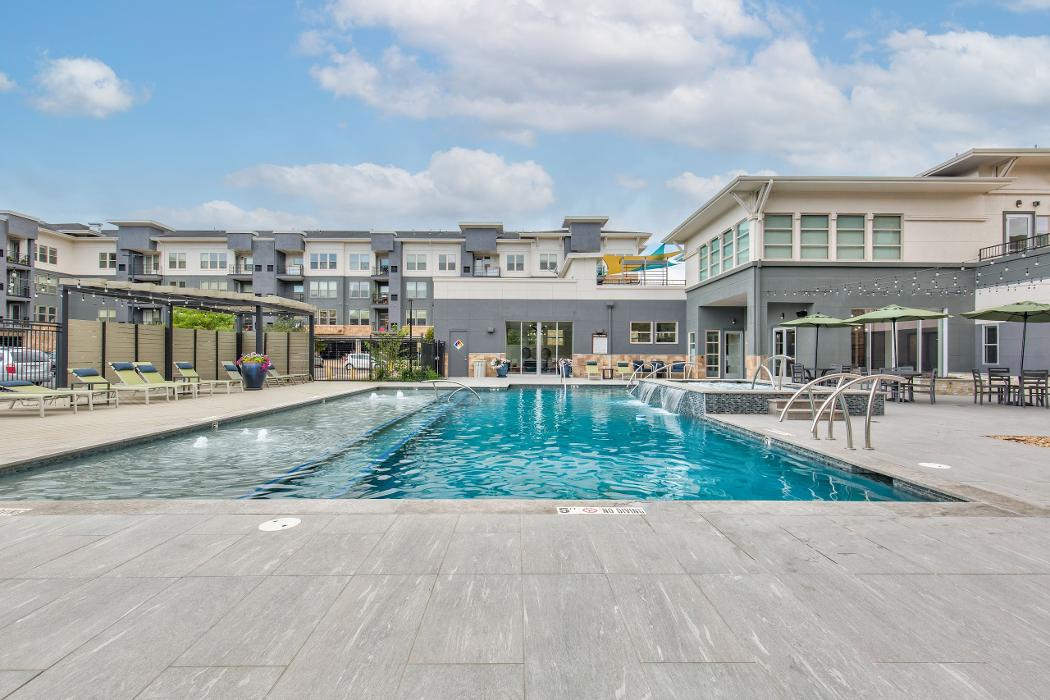 Cortland Flatirons Image