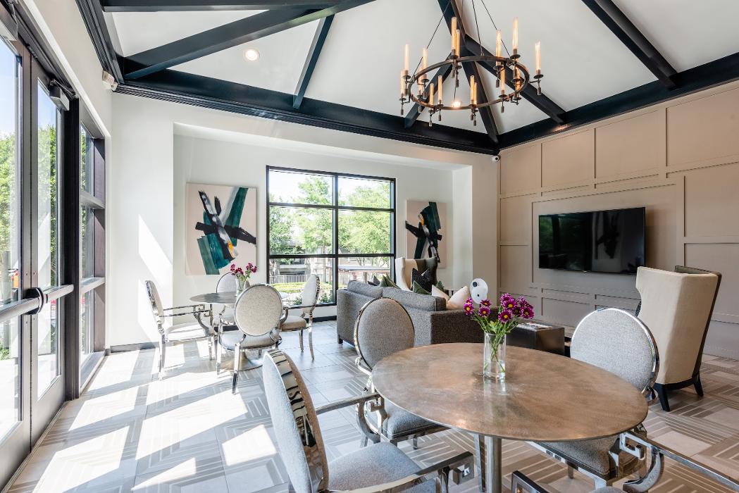 Cortland Walnut Hill Image