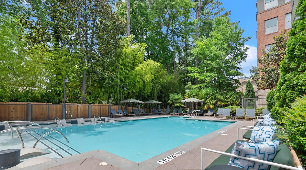 Cortland Peachtree Battle Image