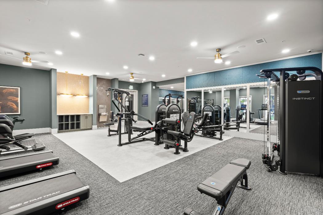 Cortland Peachtree Battle Logo