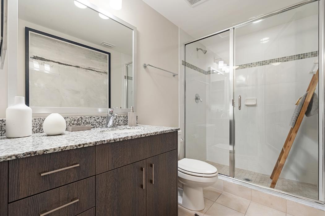 Cortland Hollywood Image