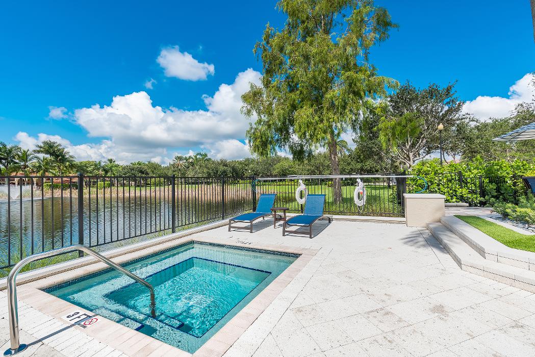 Cortland Portofino Place Image