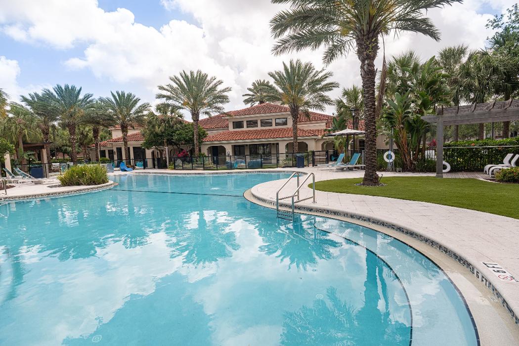 Cortland Portofino Place Image