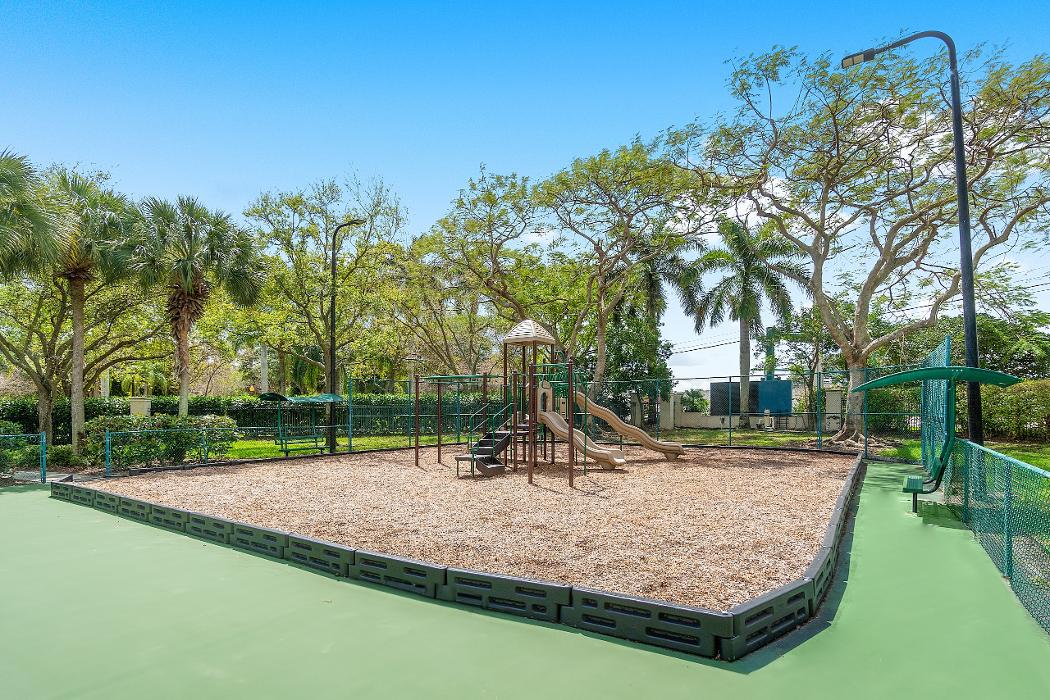 Cortland Portofino Place Image