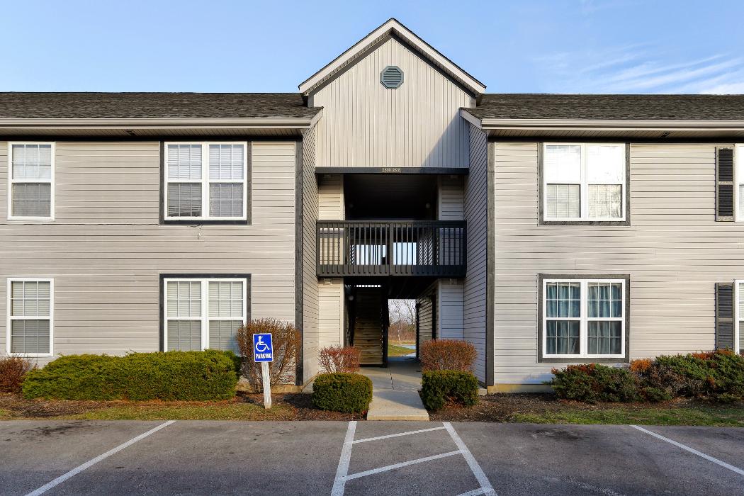 Lake Ridge by Cortland Image