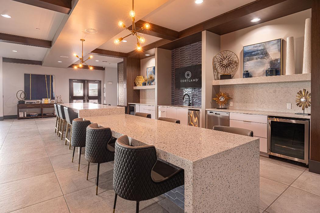 Cortland on Orange Image