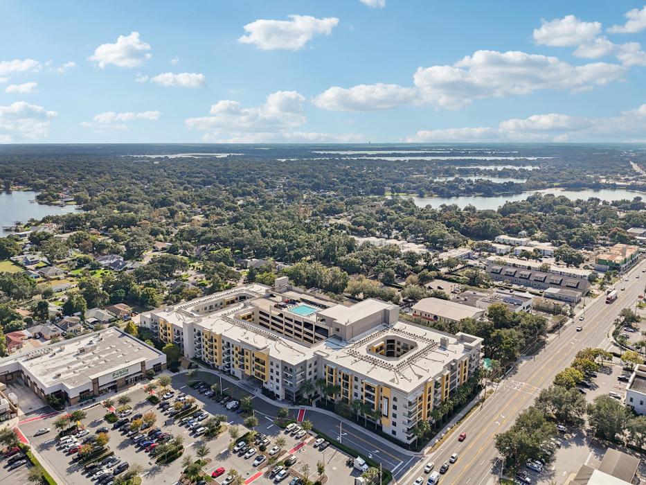 Cortland on Orange Image