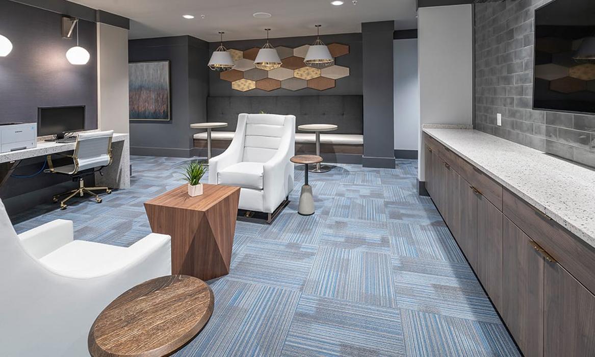 Cortland on Orange Image