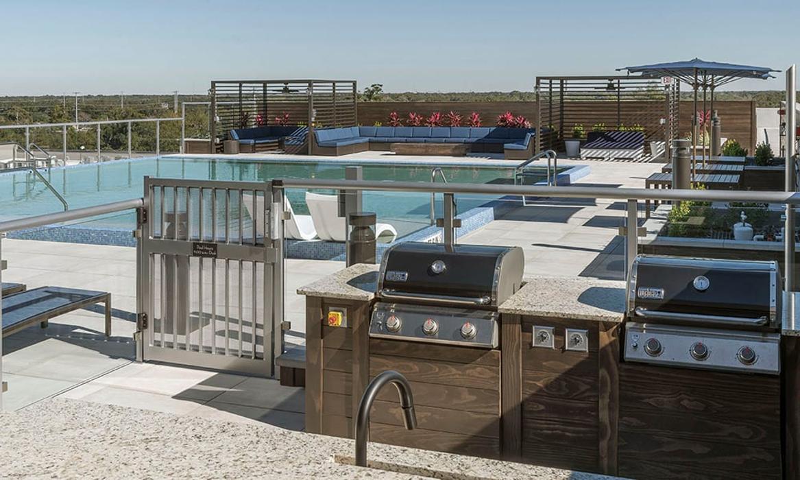 Cortland on Orange Image