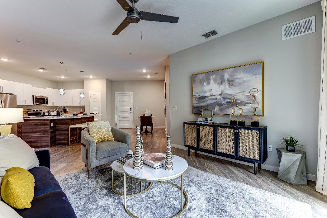 Cortland on Orange Image