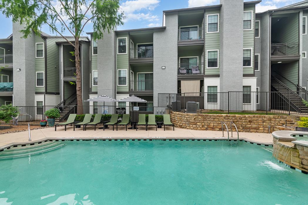 Cortland Benbrook Image