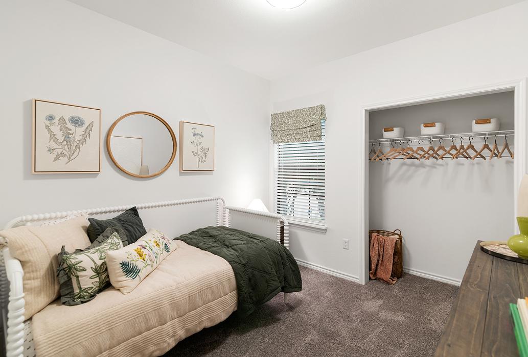 Cortland Benbrook Image