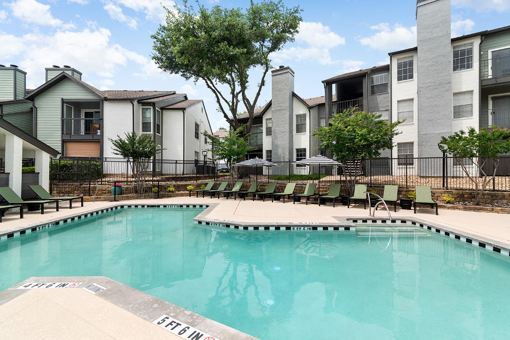 Cortland Benbrook Image