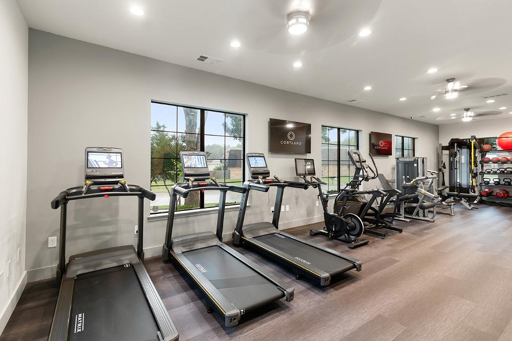 Cortland Benbrook Image