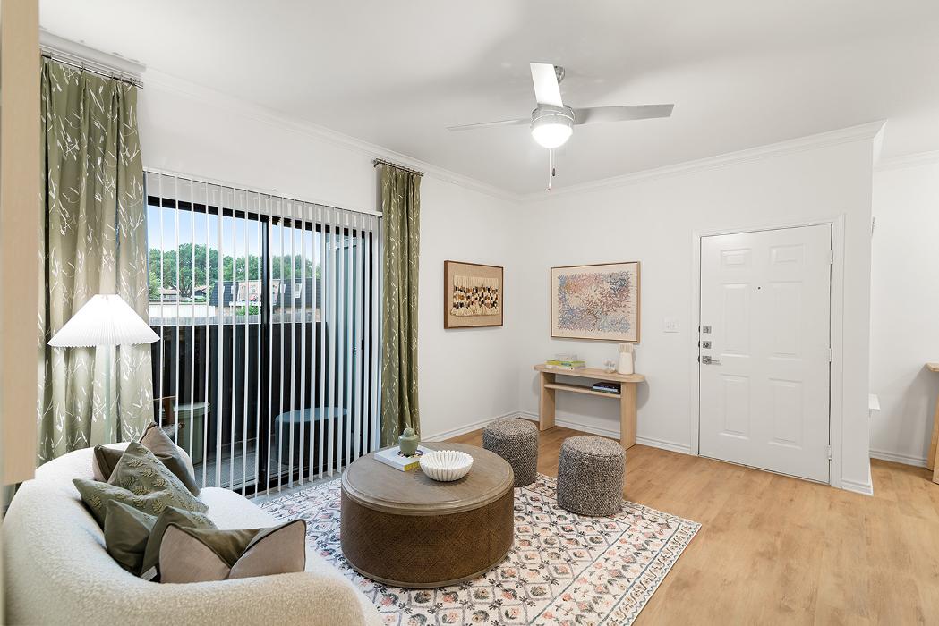 Cortland Benbrook Image